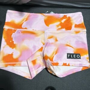 New Fleo Short